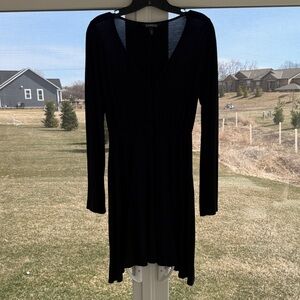 Express Black Long-Sleeve V-Neck Dress